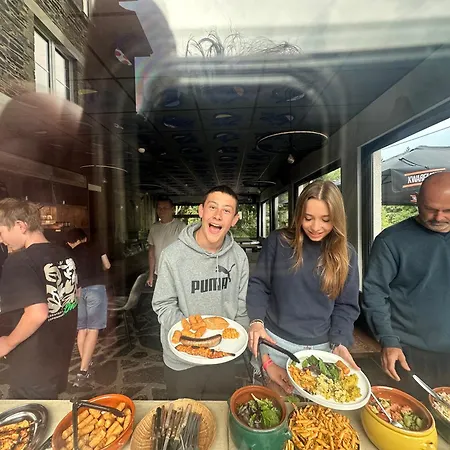 Cafe Coureur ホテル ホッファライズ